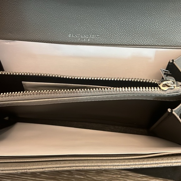 Saint Laurent YSL Triquilt Envelope Flap Leather Wallet - Picture 7 of 11